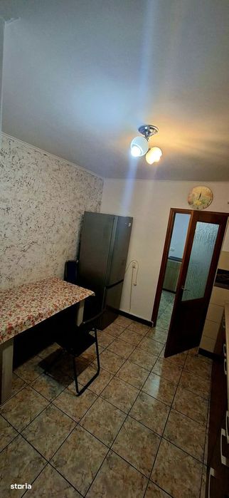 2 camere Tudor , Decomandat / Centrală , mobilat / utilat / PARCARE