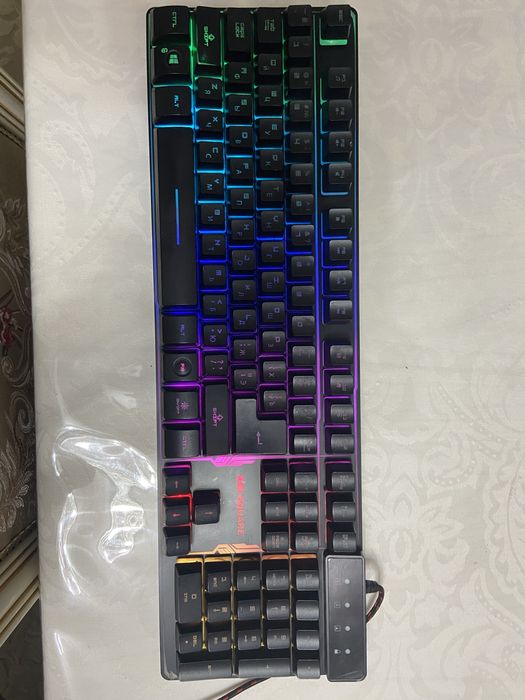 Клавтатура RedSquare TESLA RGB