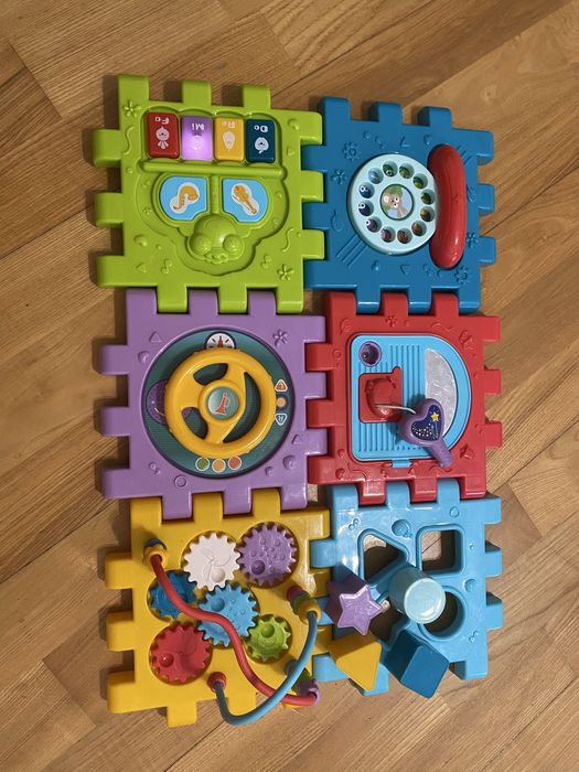 Cub interactiv cu sunete si lumini pentru copii