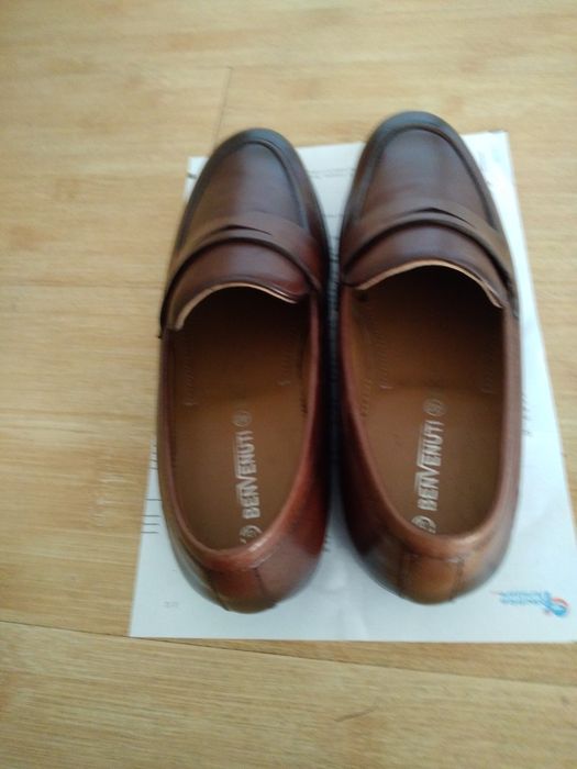 Pantofi "Benvenuti marimea 39,,25,7 interior.Sunt noi /nouti.