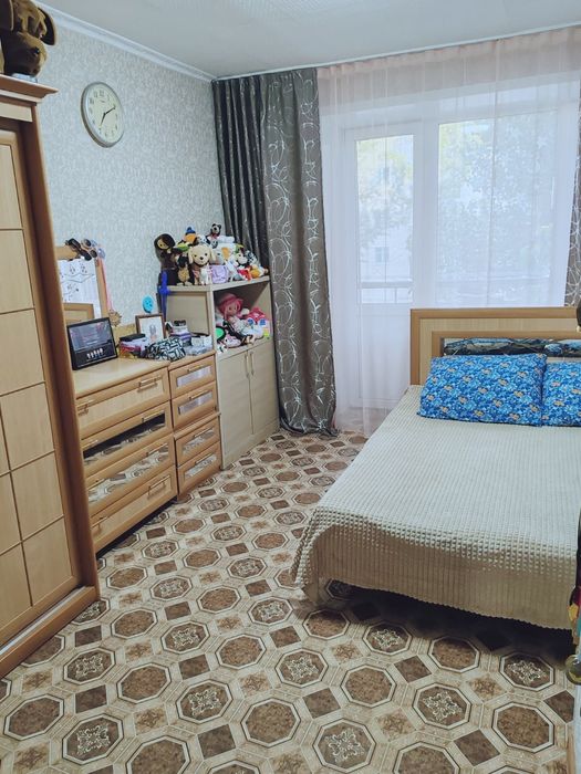 Продам двух комнатную квартиру