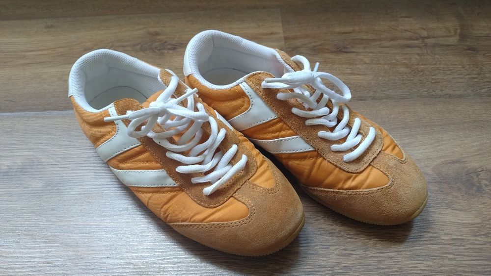 Маратонки дамски от Англия маркови