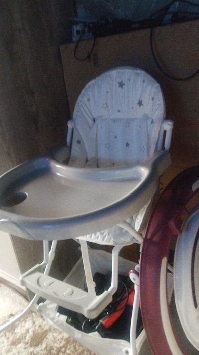 Продам стульчик детский