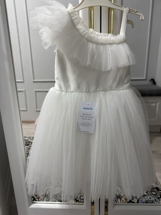 Белое платье для девочек