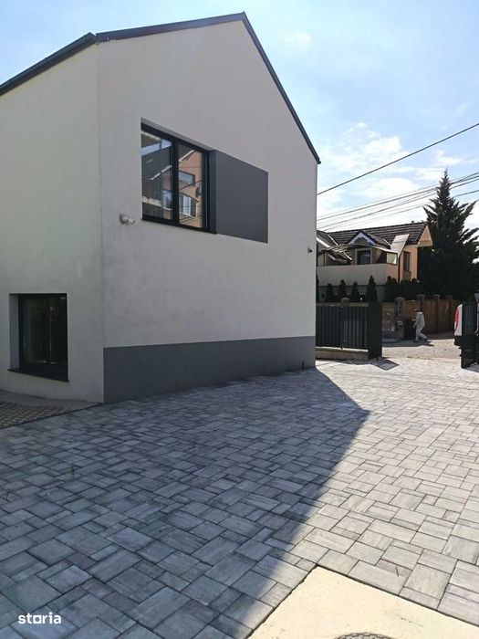 Duplex modern de vanzare in Manastur 4 camere 115 mp utili , teren 388