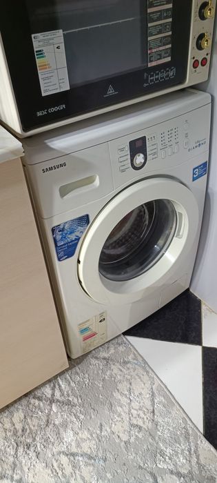 Продается стиральная машина Самсунг 6 кг