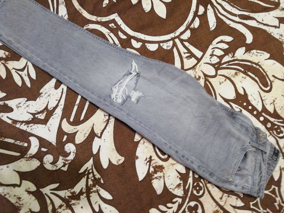 Сиви дънки Amisu