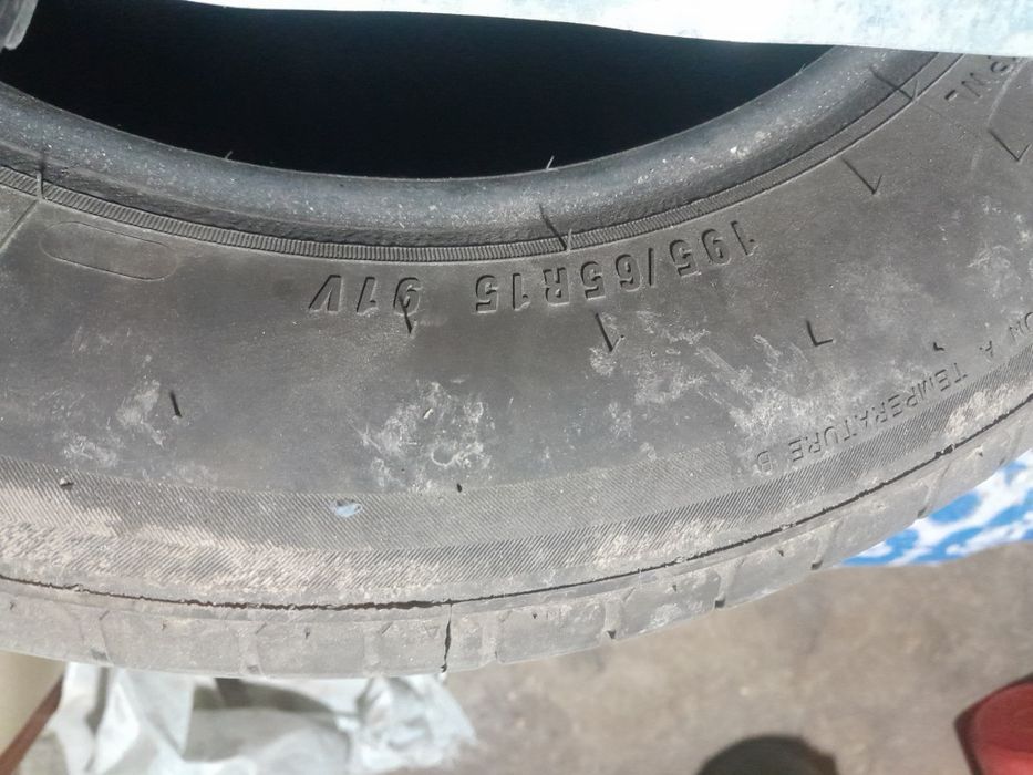 Продам.   резину