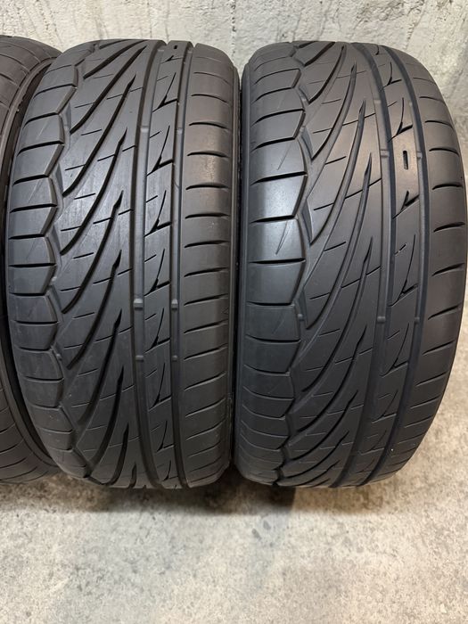 215/50/17 Toyo 4бр дот24