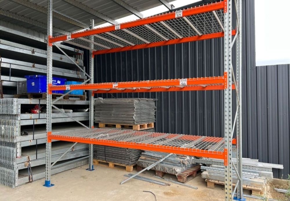 Rafturi metalice 735x837