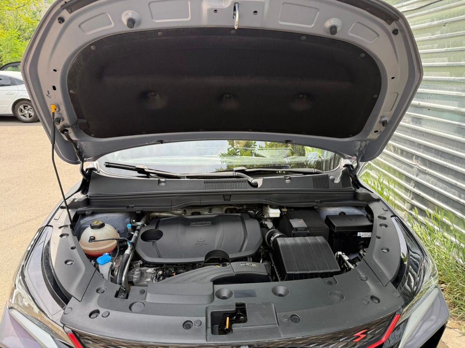 Продам машина Geely Coolray