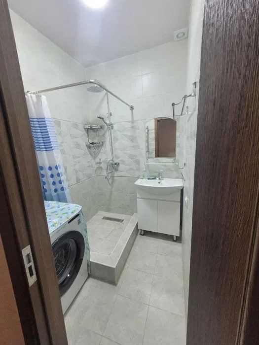 Mirzo Ulug'bek tumani Qorasuvda 2xonali kvartira ijaraga beriladi