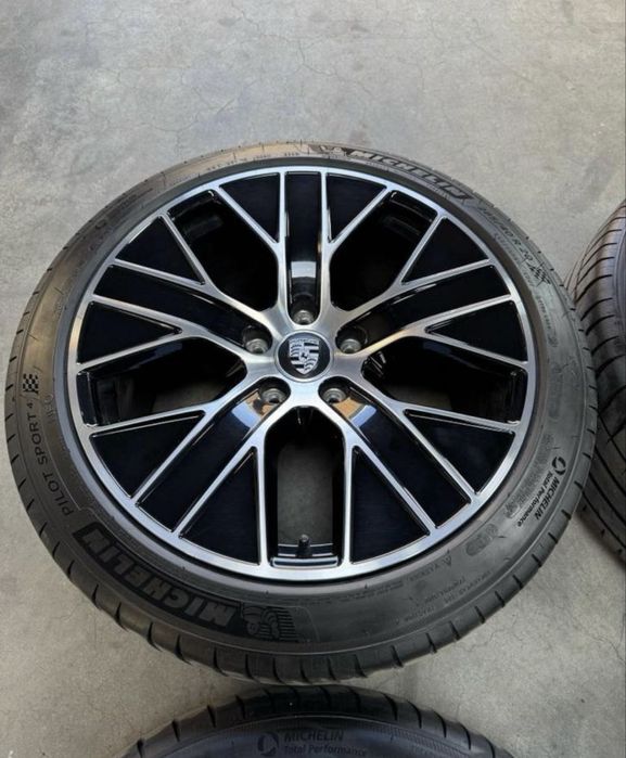 Порше тайкан 20 цола / Porsche Taycan