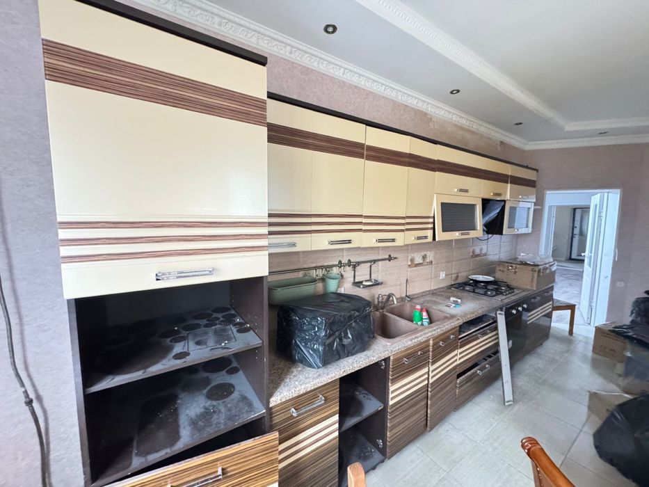 Продается кухня. КУХНЯ