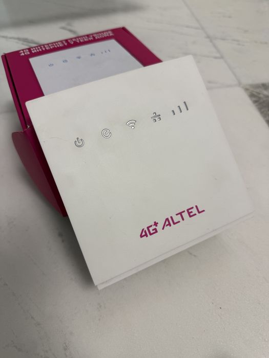 Wi-Fi роутер ALTEL 4G CPE P05