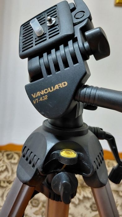 Trepied Foto-Video Profesional Vanguard VT-432