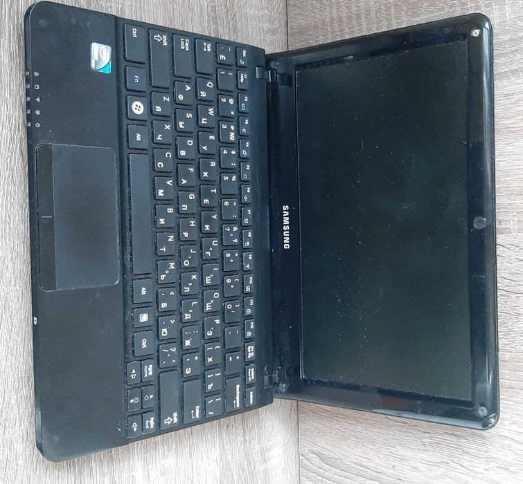 нетбук Samsung с новой мышкой