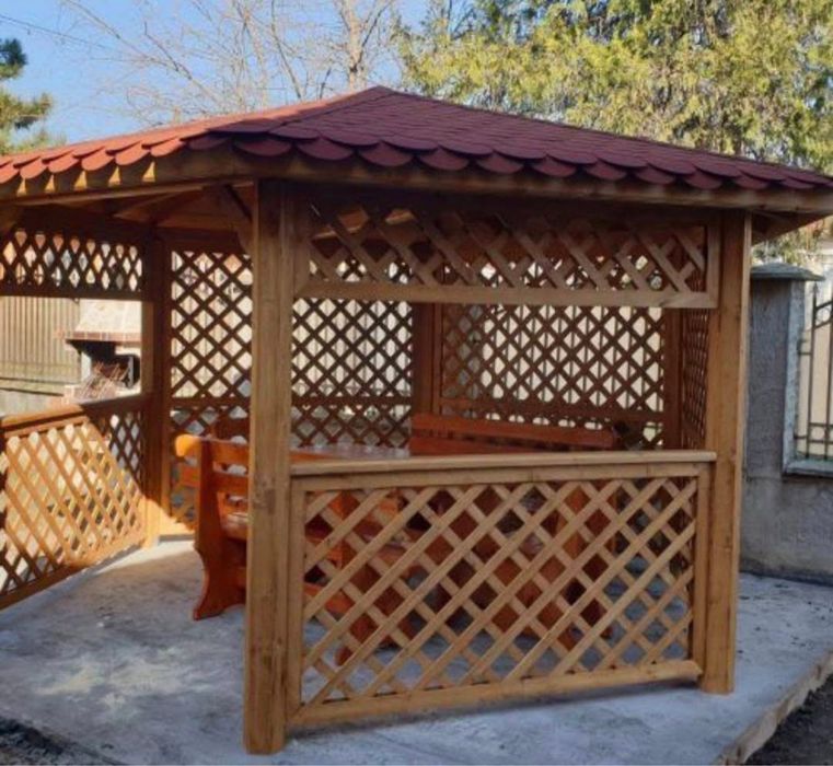 Construim căsuțe din lemn