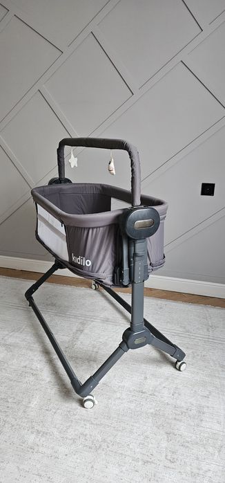 Манеж детский почти новый