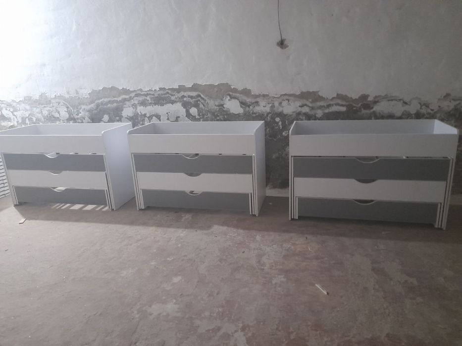 Bog'chalar uchun ajoyib turdagi kravatlaar va divanlar