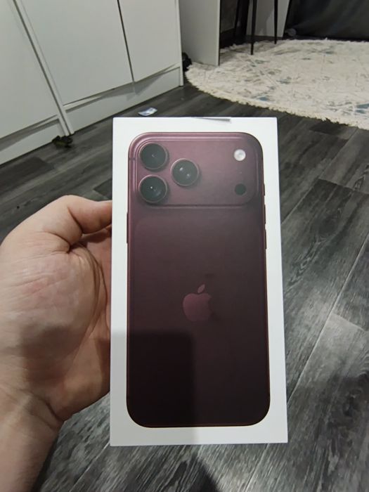 iPhone 18 pro max 256 gb