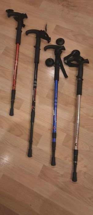 Трость, кастыль.