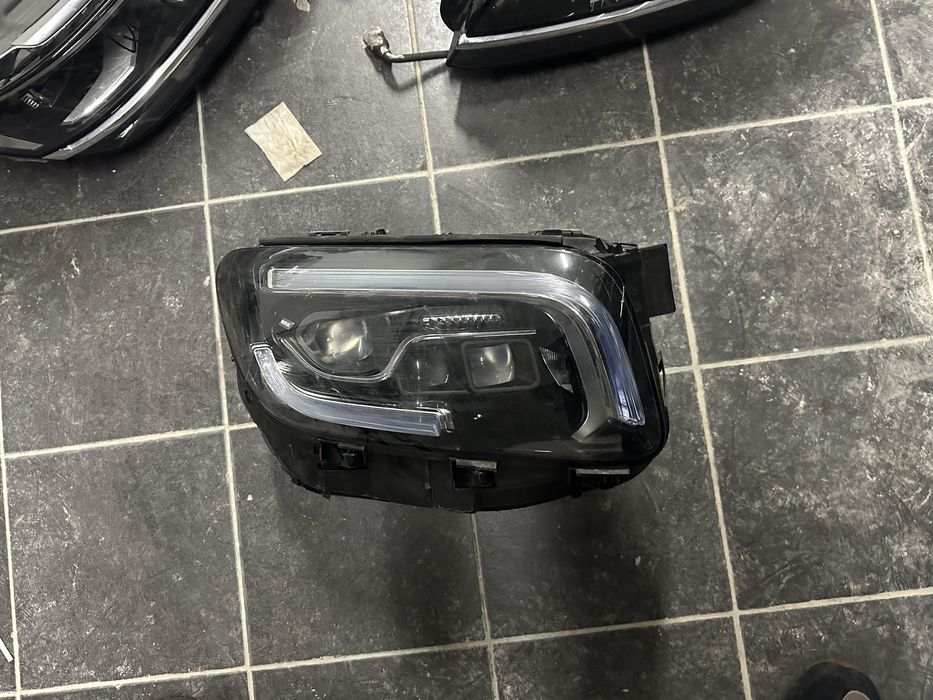 Десен фар Мерцедес ГЛБ 247 MERCEDES GLB W247 MULTIBEAM A2479069001
