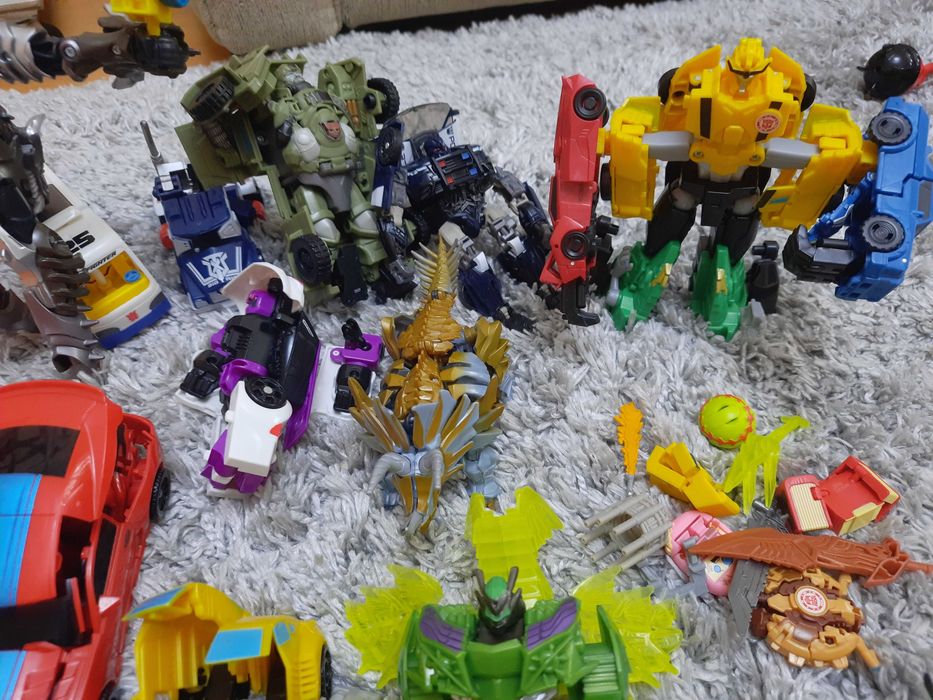 Jucari transformers bakugan