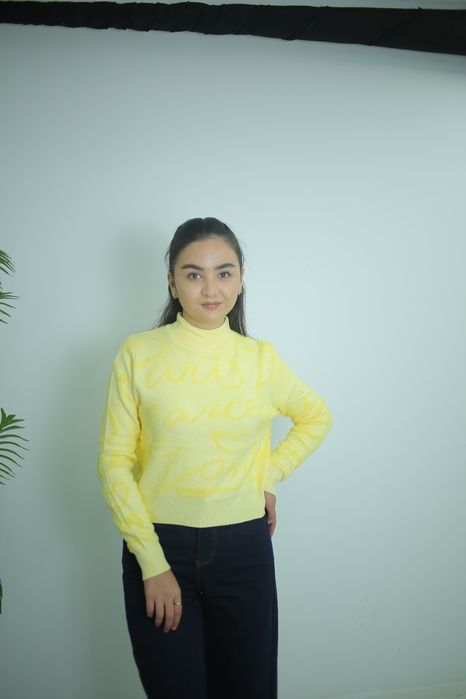 Вязаная кофта стандартного размера