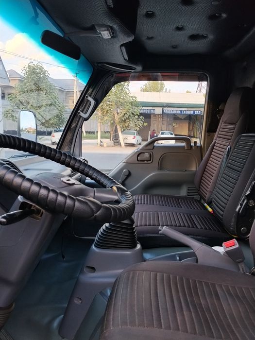 Isuzu nqr71  2017