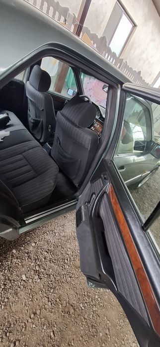 Мерседес е200 ПРОДАМ НАХОДУ