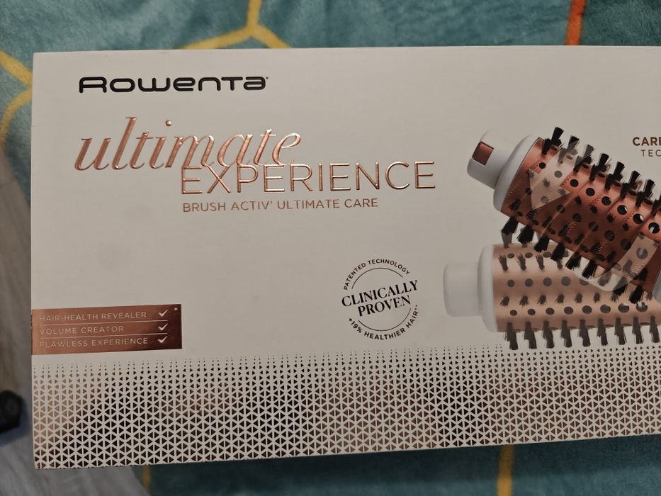 Perie rotativa cu aer cald Rowenta Brush Activ Ultimate Care CF9720F0