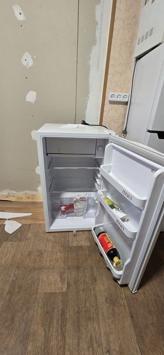 Продам холодильники