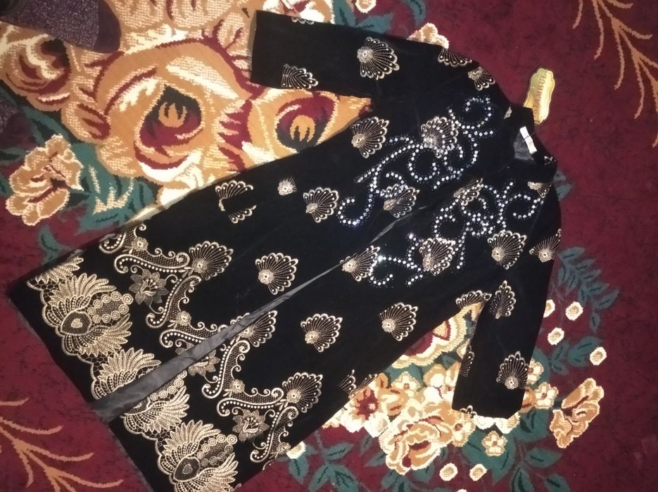 Buxariski . Yap yangi umuman kiyilmagan