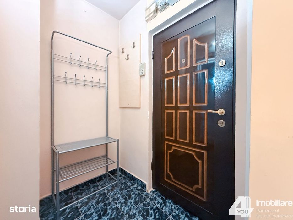 Închiriez garsonieră confort 1 etaj 1 Zona Micalaca - 200 euro