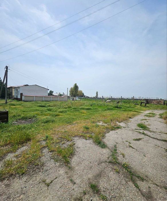 Продаеться Нежилой обьект  Тошкент вилояти Куйичирчик Тошовул 56.5 сот