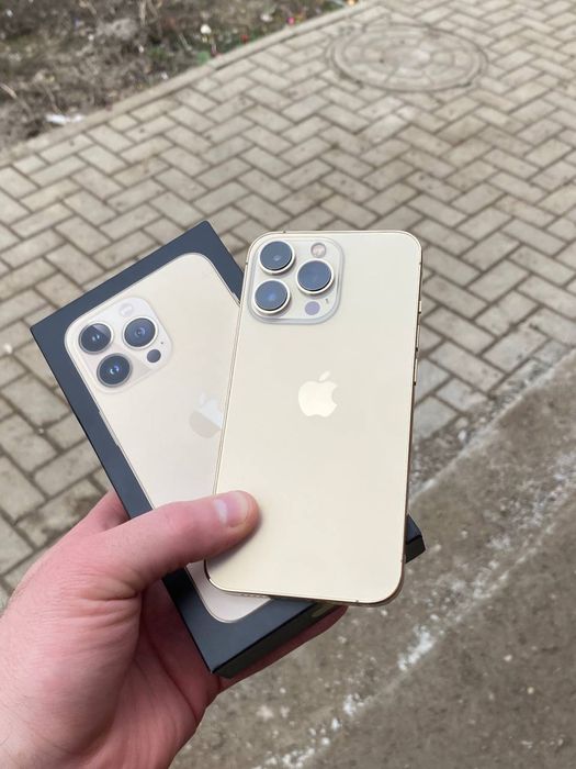 Продам Айфон 13 про