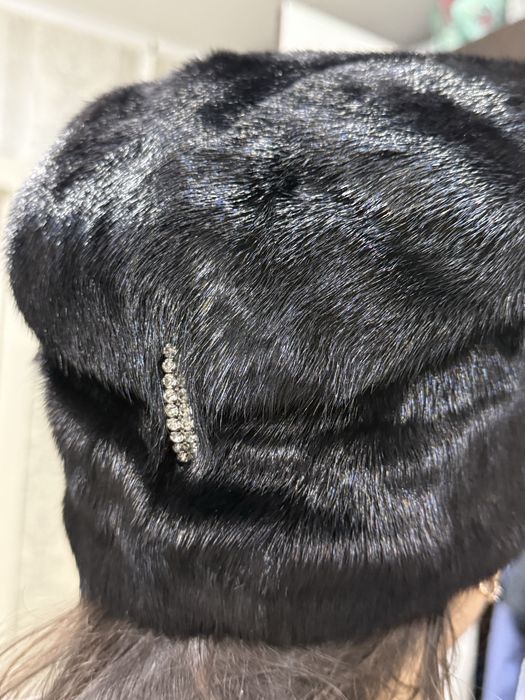 Продам норковую шапку