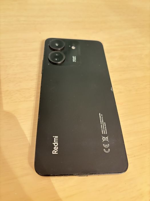 Продаю телефон Redmi 13