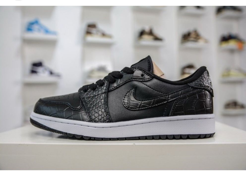 Nike Air Jordan 1 Low (43) 27.5см. Маратонки
