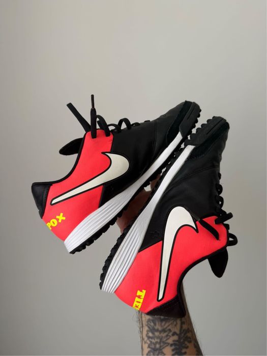 Сороконожки Nike TiempoX