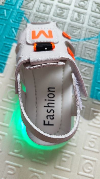 Бебешки обувки -  нови