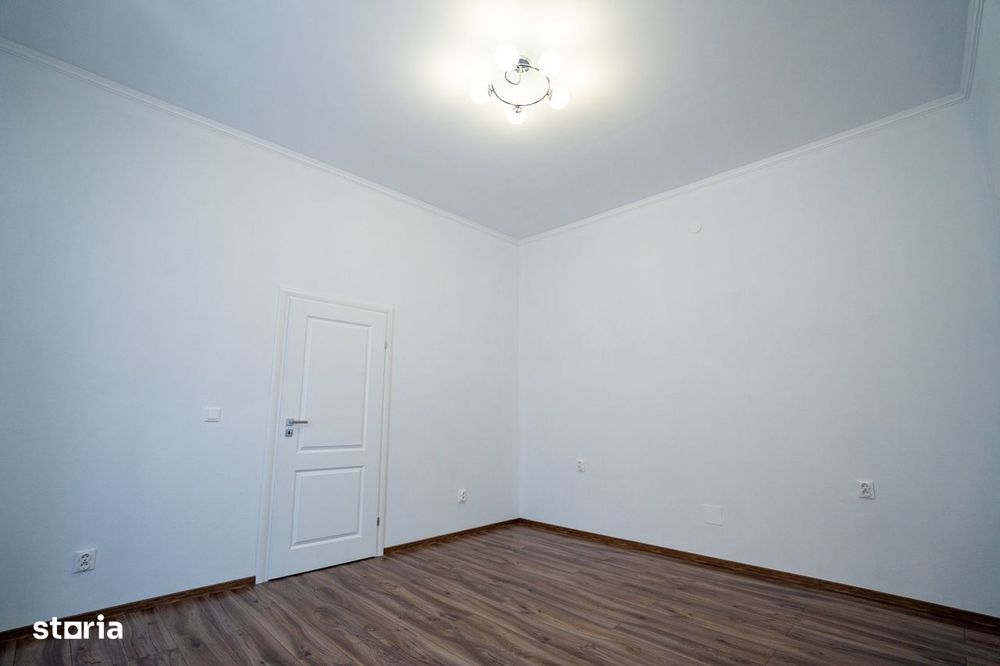 Apartament cu 2 camere, casă la curte comună – Central, Oradea