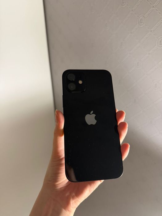 Продам Iphone 12 128 gb