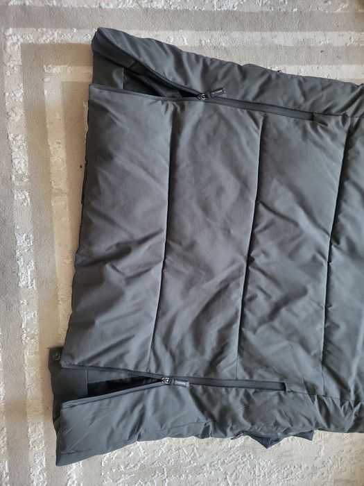 Куртка почти новая!