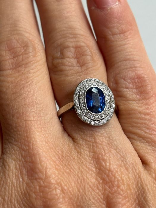 Vand inel platina aur alb diamante si safir