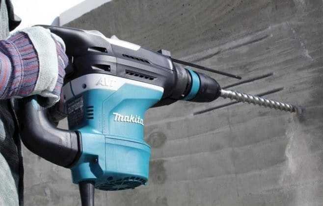 Услуги перфоратор отбойник. Бетон ломаем