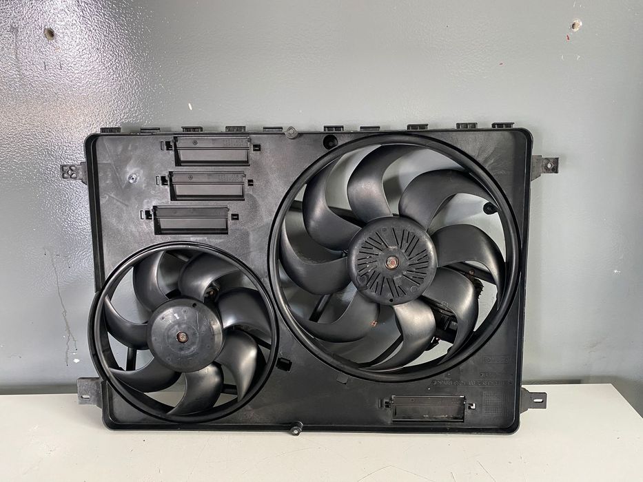Electroventilator Volvo XC60 XC70 S60 V60 V70 S80 2009-2013 31274265 6G91-8C607-NC 32339742