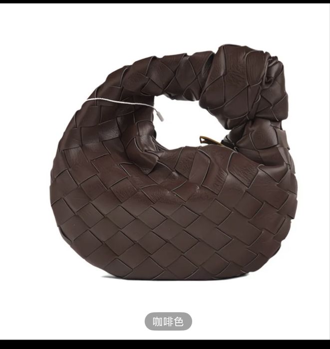 Сумочка мини коричневый цвет