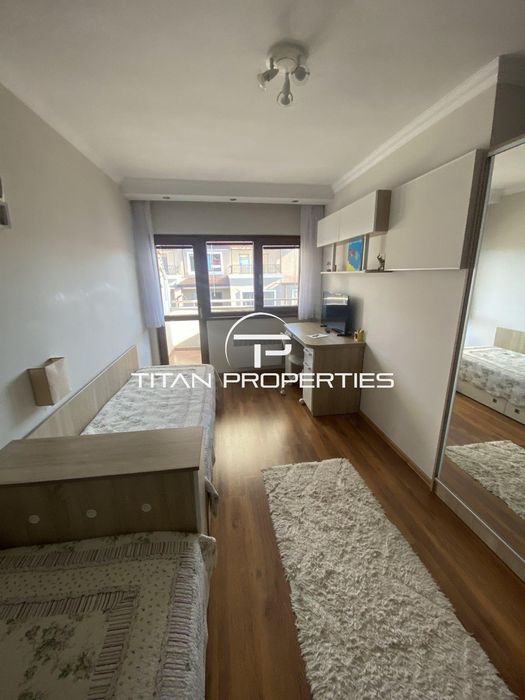Продава се Тристаен апартамент в Бургас, Възраждане - 90 кв.м за 2556 €/кв.м - Снимка #5